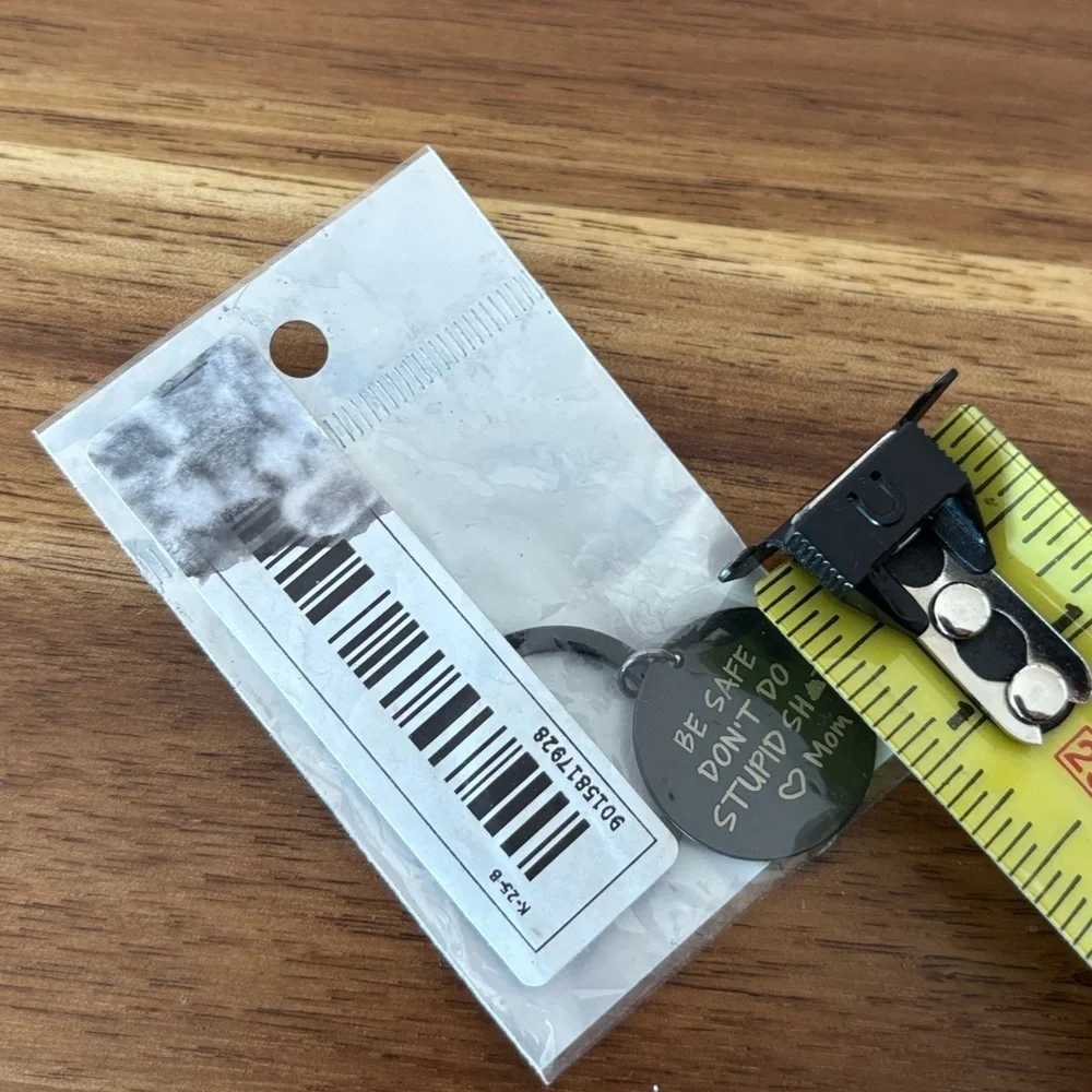 Small keychain “BE SAFE DON’T DO ST..‎ SH..” MOM keychain